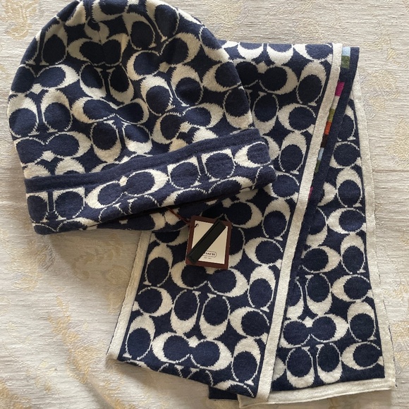 Coach Hat and Scarf Set - Picture 1 of 3